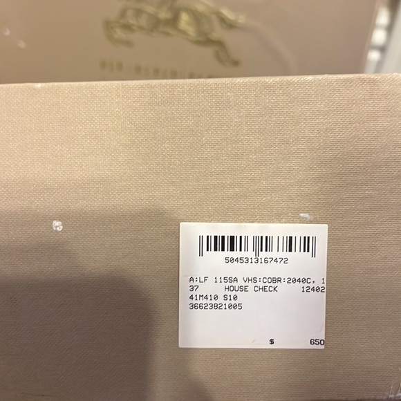 Authentic BURBERRY Studded House Check size 37 Heels - Picture 8 of 8